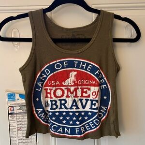 Vintage Girl Crop Top 💚